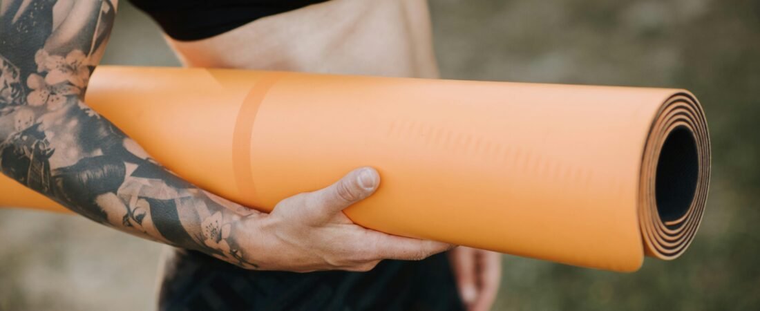 Maigrir avec le yoga : exercices et conseils pour débuter